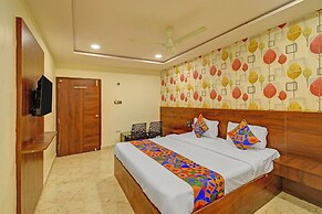 Fabhotel Asian Park