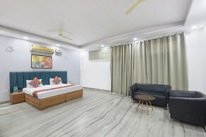 Via Esscon House