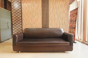 Fabhotel The Glory