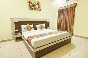 Fabhotel The Glory