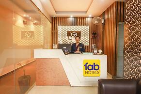 Fabhotel The Glory