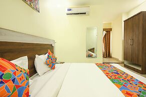 Fabhotel The Glory