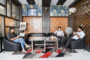 Fabhotel Park Street Inn
