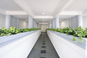 Fabhotel Rest Inn