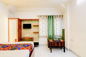 Via Rajdanga Retreat