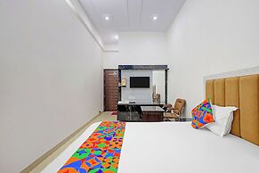 Fabhotel Shri Hari Singh Dham