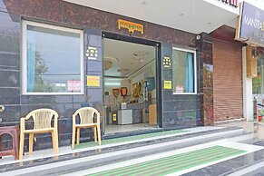 Fabhotel Shri Hari Singh Dham