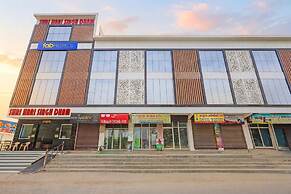 Fabhotel Shri Hari Singh Dham