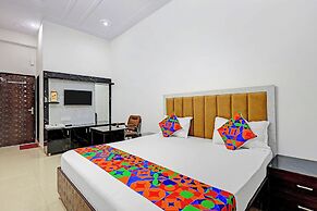 Fabhotel Shri Hari Singh Dham