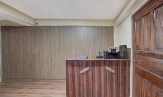 Fabhotel Lorung Residency