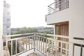 Fabhotel Jp Palace
