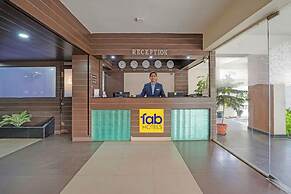 Fabhotel Jk Grand