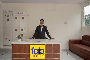 Fabhotel Sri Aditya Inn