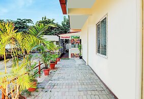 Fabhotel Royal Garuda Palace