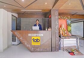 Fabhotel Satyan Inn