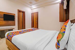 Fabhotel Satyan Inn