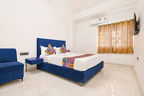 Fabhotel Saraca Inn