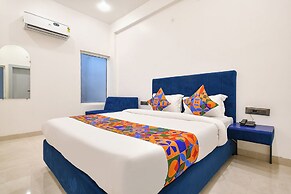 Fabhotel Saraca Inn