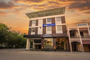 Fabhotel Blu Mark