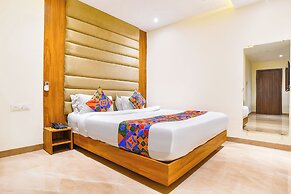 Fabhotel Blu Mark