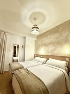 HS Altet Suites - Alicante Airport