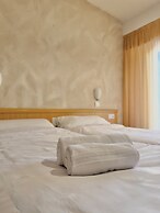 HS Altet Suites - Alicante Airport