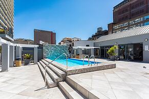 The Square 513 by Ctha