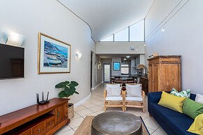 Seaside Village C22 by Ctha