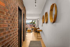 Rockwell 221 by Ctha