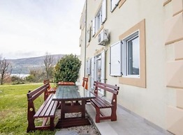 Apartments Savić Near the Sea