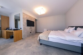 ONE Hotel
