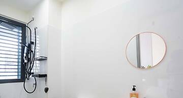 Core Soho Suites Sepang by The Stay Hub