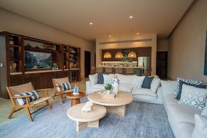 Artila IM by Solmar Rentals