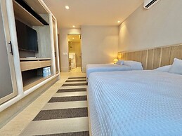 Artila IM by Solmar Rentals