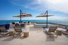 Artila IM by Solmar Rentals