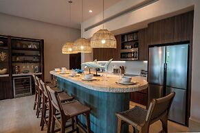 Artila IM by Solmar Rentals