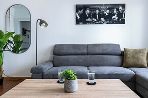 Bastia - Skyline 1-BR Apt in Nicosia
