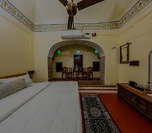 Jeevan Haveli Heritage Hotel And Museum