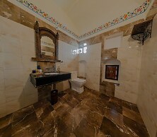 Jeevan Haveli Heritage Hotel And Museum
