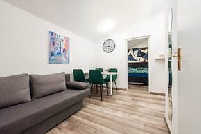 Apartments Oto