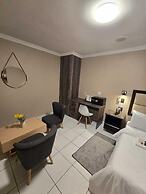La Majestic Guest Lodge