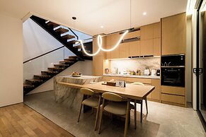 Seven Stones Villas