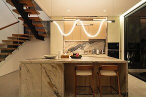 Seven Stones Villas