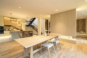 Seven Stones Villas