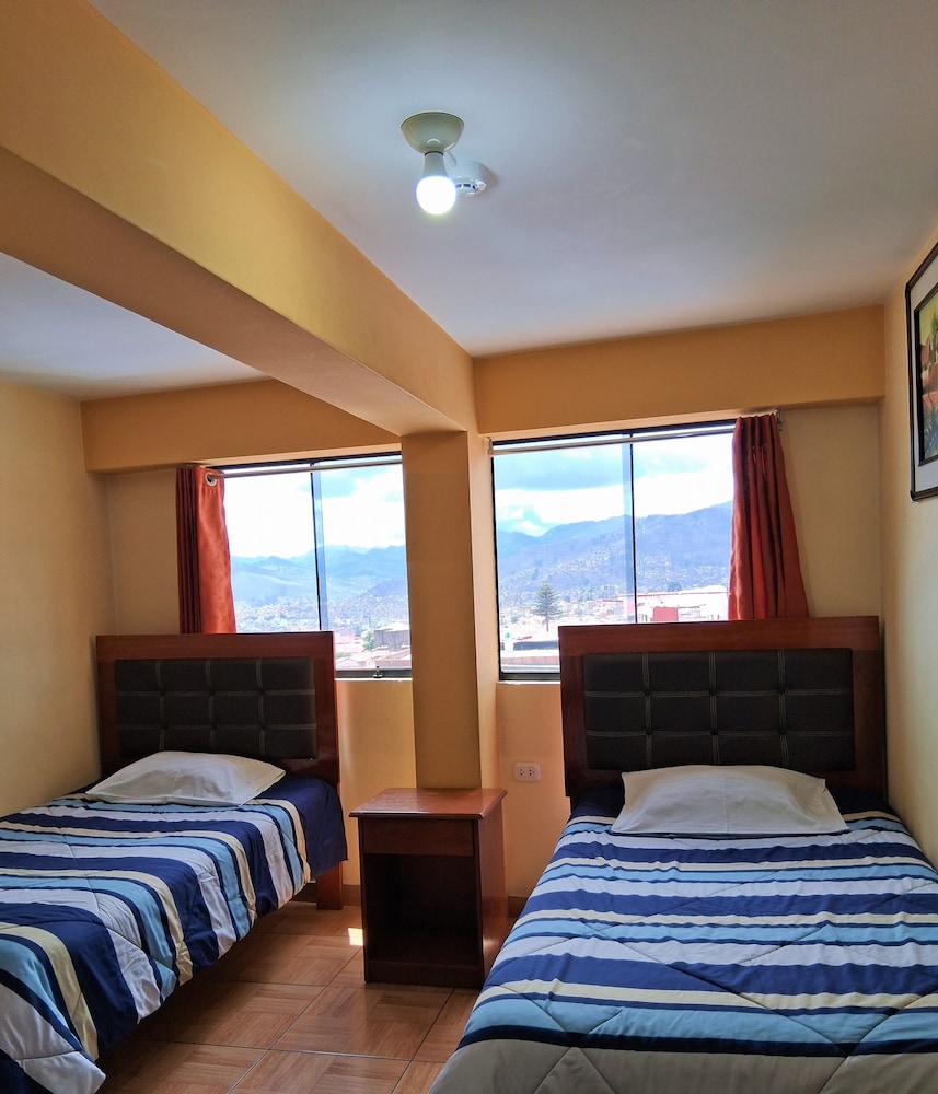 hostal kuntur cusco