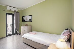Sliema Seaside Penthouse with Terrace
