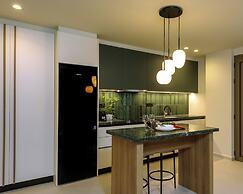 Mavili Urban Elegance