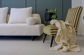 Mavili Urban Elegance