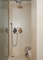 Apeiros Chora Hotel