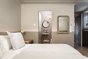 Apeiros Chora Hotel